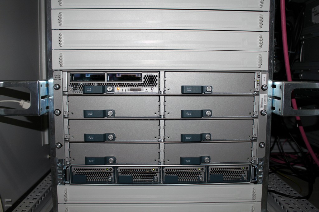 Cisco UCS 5108 Chassis